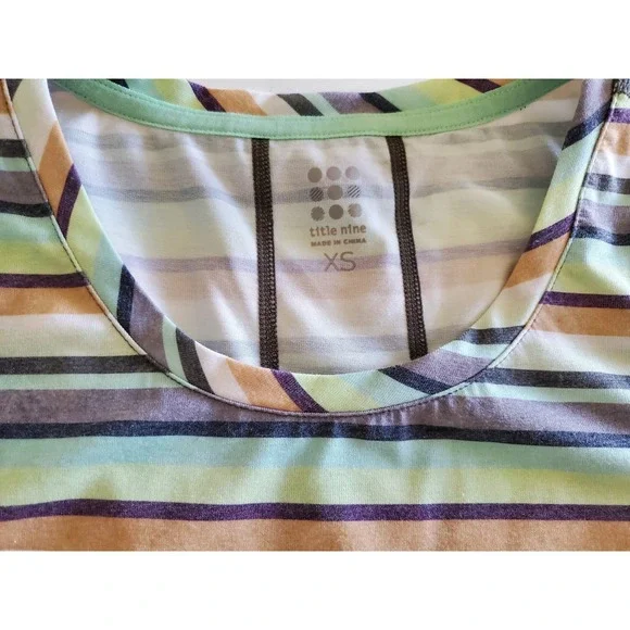 Title Nine Womens XS Striped Athletic Tank Top Multicolor Scoop Neck Activewear - Picture 4 of 8
